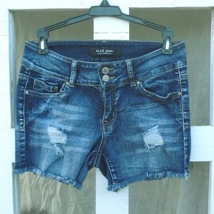 wax jean mid rise distress short
